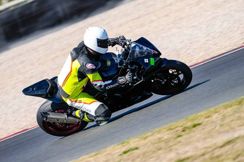 donington no limits trackday;donington park photographs;donington trackday photographs;no limits trackdays;peter wileman photography;trackday digital images;trackday photos
